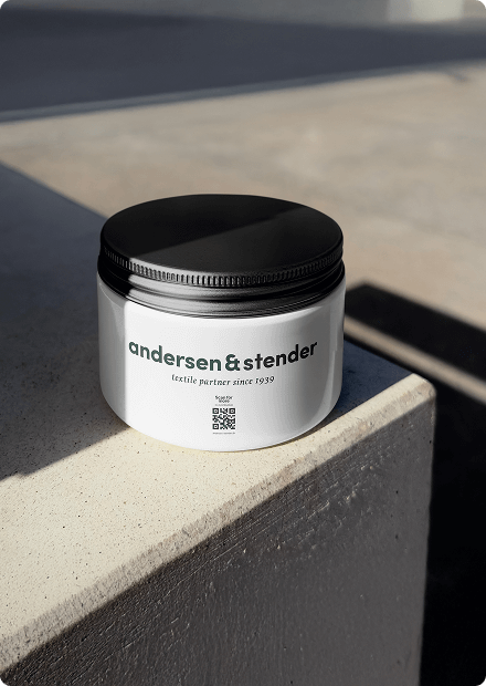 Free Cosmetic Jar Mockup kopier 1